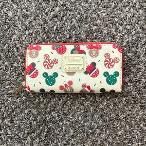 Mickey loungefly wallet